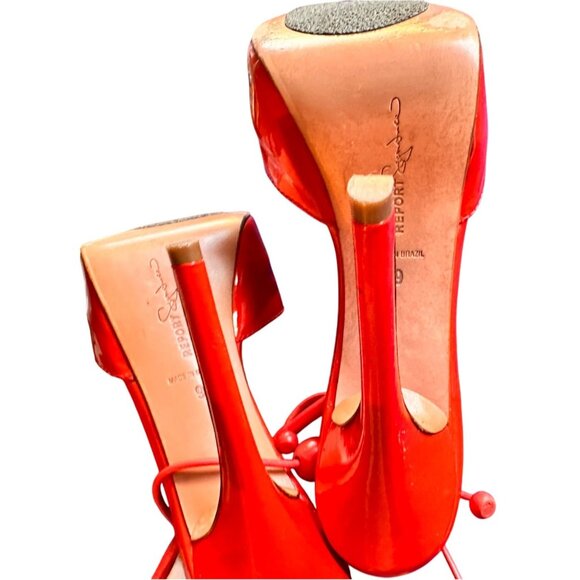 Report Signature Size 9 Red Strappy Peep-Toe Heels Gold Insole Stiletto - Picture 9 of 9